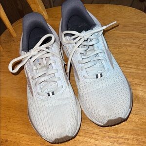 Brooks Women’s Anthem 6 Neutral Running Shoe  Size 8